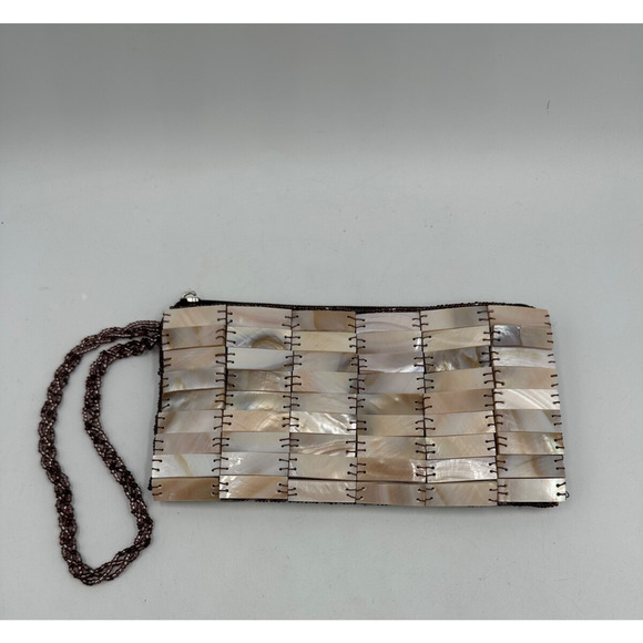 VTG Mother Of Pearl Seashell Clutch Y2K 2000's Mermaid Beach Vacation - Picture 1 of 10